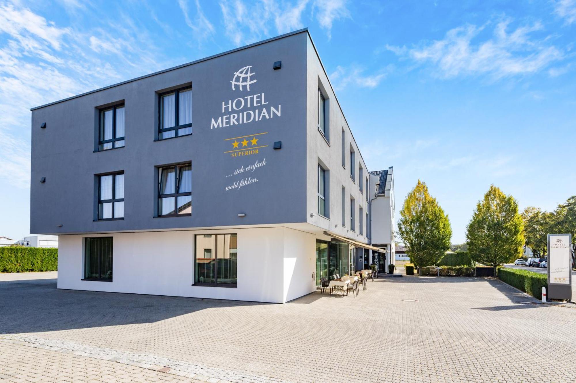 Hotel Meridian ***superior Ergolding Bagian luar foto